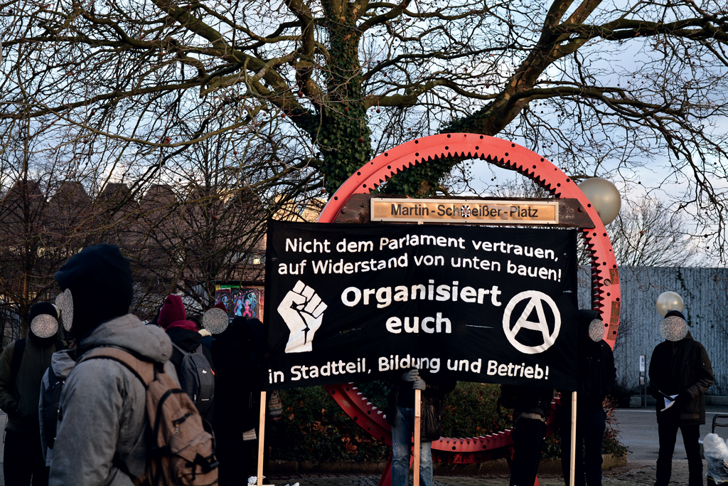 Nazis behindern erstes anarchistisches Treffen